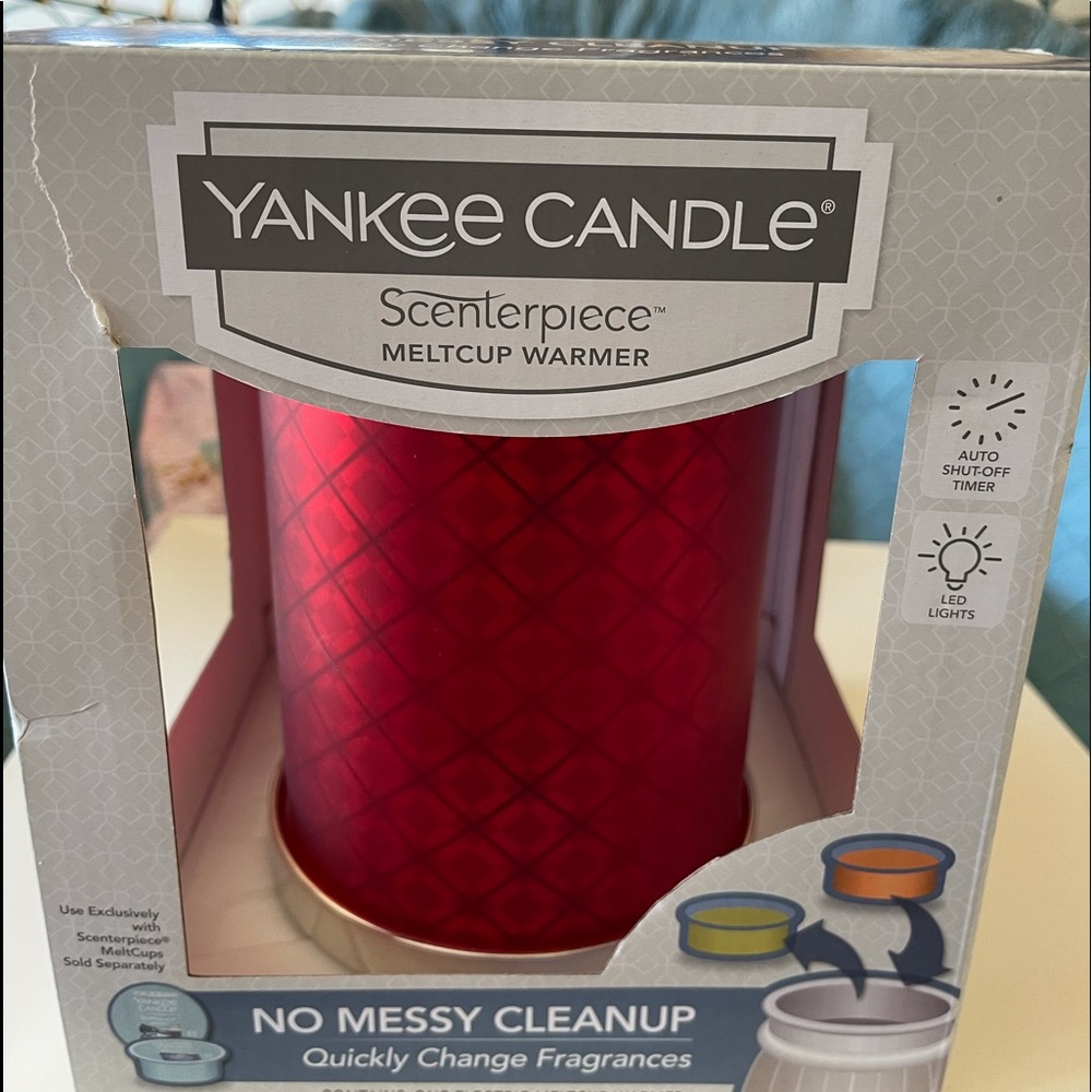 COPY - Yankee Candle Scenterpiece Red Diamond War…